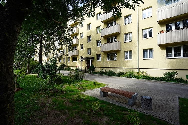 galary-142